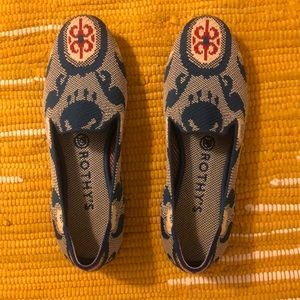 Worn once popular rothys loafer